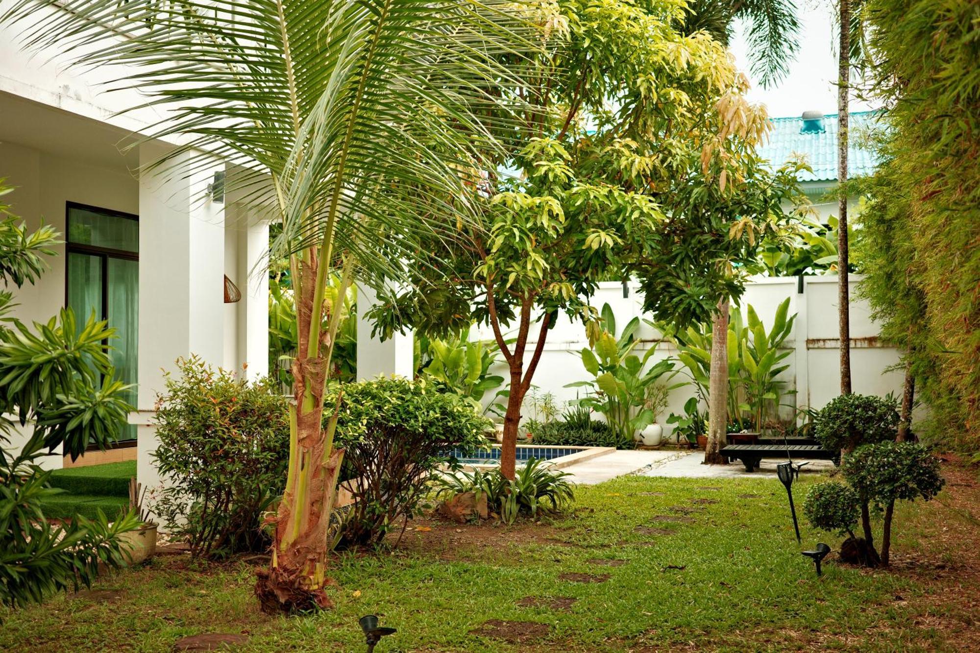 Beachfront Pool Villa Kamala Beach Exterior photo
